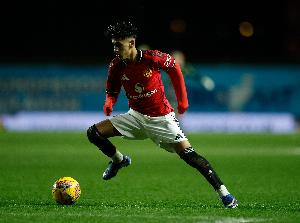 BBC：15岁JJ·加布里埃尔若出战罗森博格，将是他曼联一线队首秀