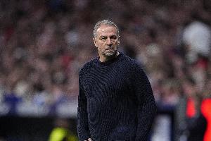 每体：引进阿尔瓦雷斯陷僵局，巴萨已开始考察其他备选方案