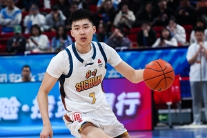 媒体人：段睿骐将和辽宁男篮签下4年B类合同