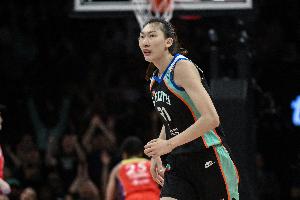 能攻能防！韩旭10投5中高效得13分3板2盖帽 正负值+29断档最高